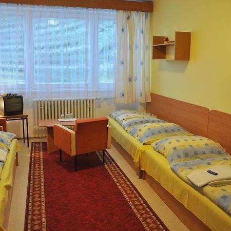 Hotel Komarov Brno Esterno foto
