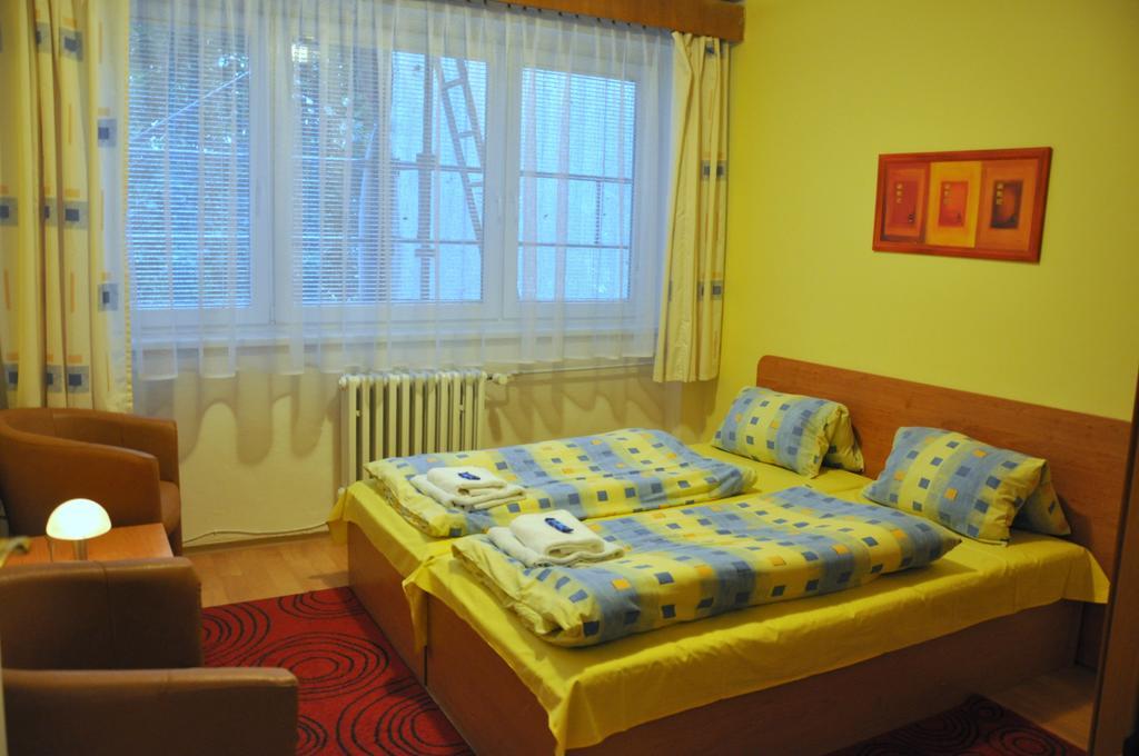Hotel Komarov Brno Esterno foto